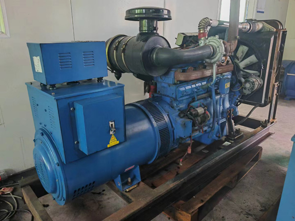 沧州100kW柴油发电机组使用多级机油有哪些优缺点？